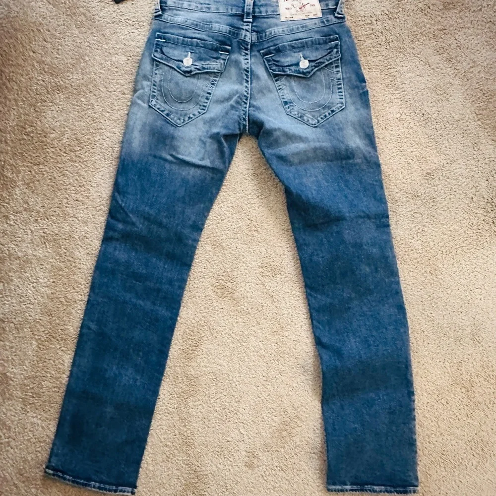 True Religion “Ricky” Relaxed Straight Jeans - Size 31 NWT
